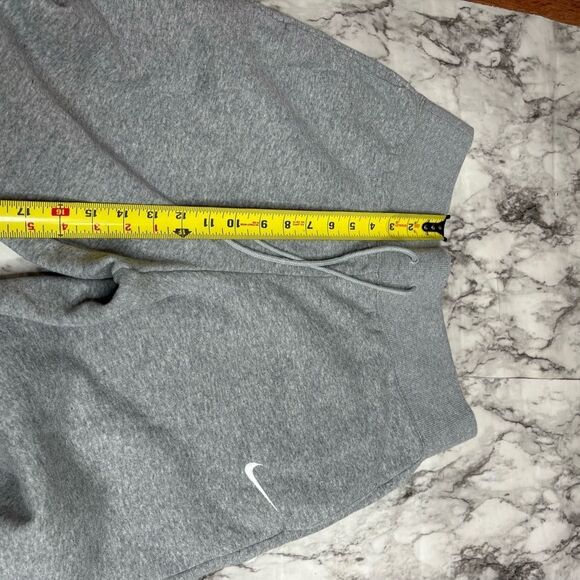 Nike Grey Gray Swoosh Logo High Rise Sweatpants Loungewear Comfort size Medium - Picture 4 of 8